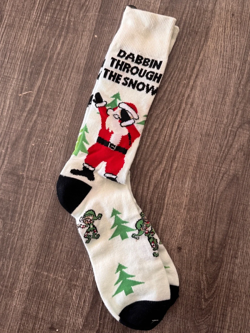 Mens Dabbing Santa Christmas Crew Socks NWOT